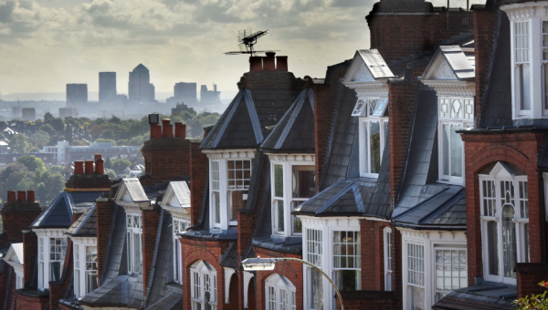 Next goverment must ensure housing benefit rates track rents