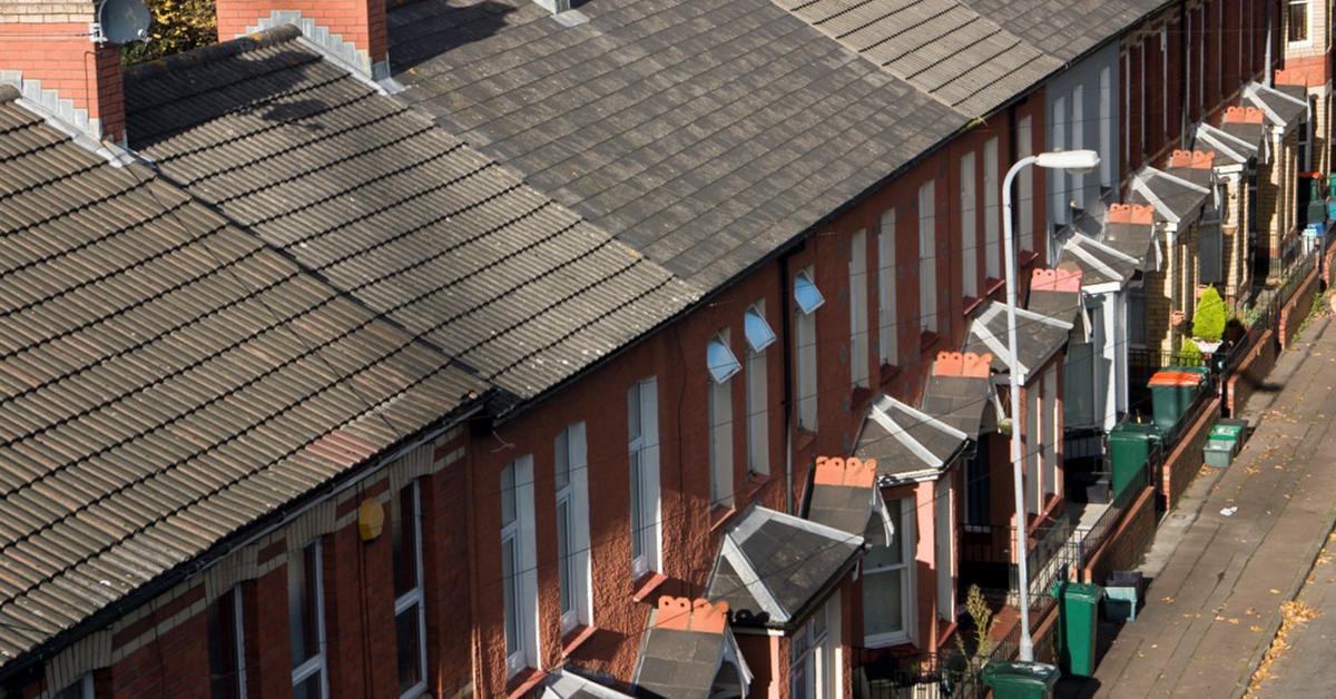 Sunak cuts housing support